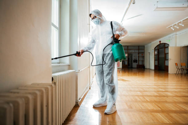 Best Exterminator Services  in Freeport, TX